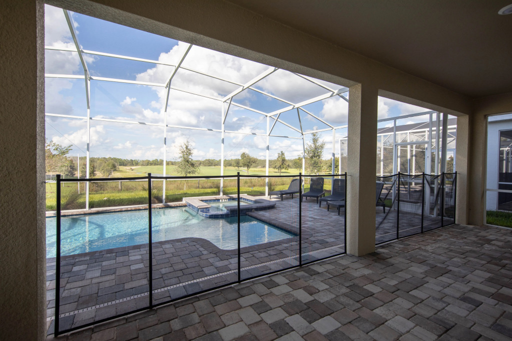 Spacious 8 Bedroom Vacation Home with Private Pool & Game Room