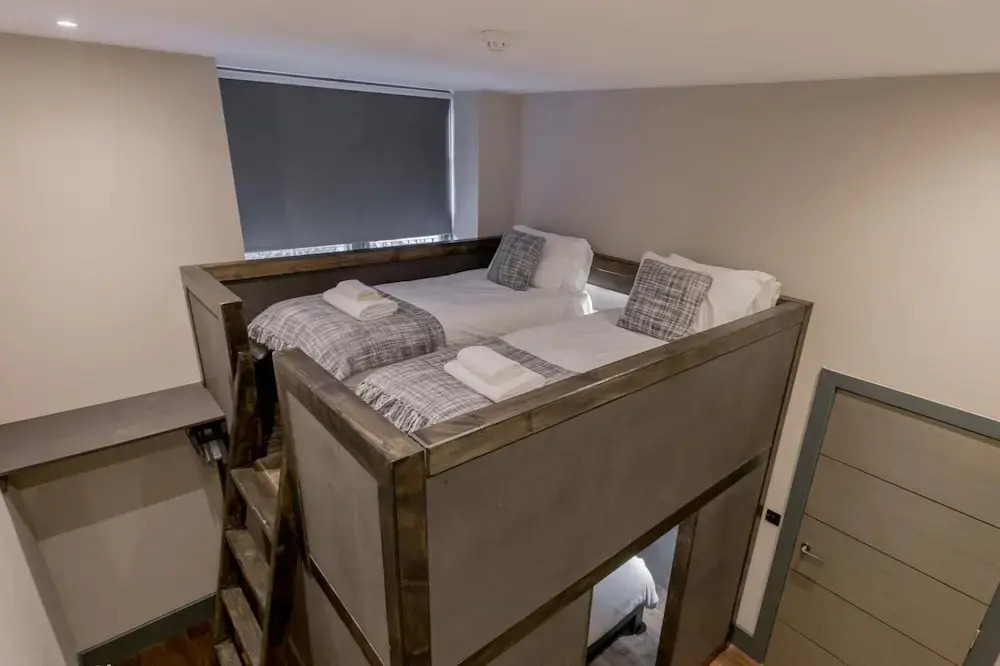 Bohemian Luxury Accommodation in the Heart Edinburgh s Leith Dist Montague