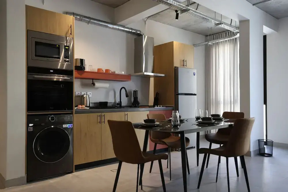 C Living 3 - Al Malqa