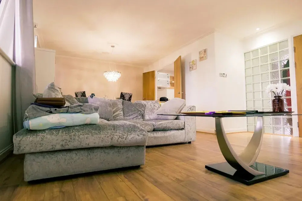 Stunning Holiday Stay With Free Gym and Parking