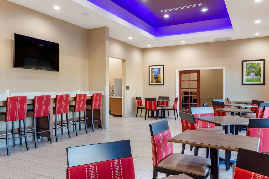 Comfort Suites Greensboro-High Point