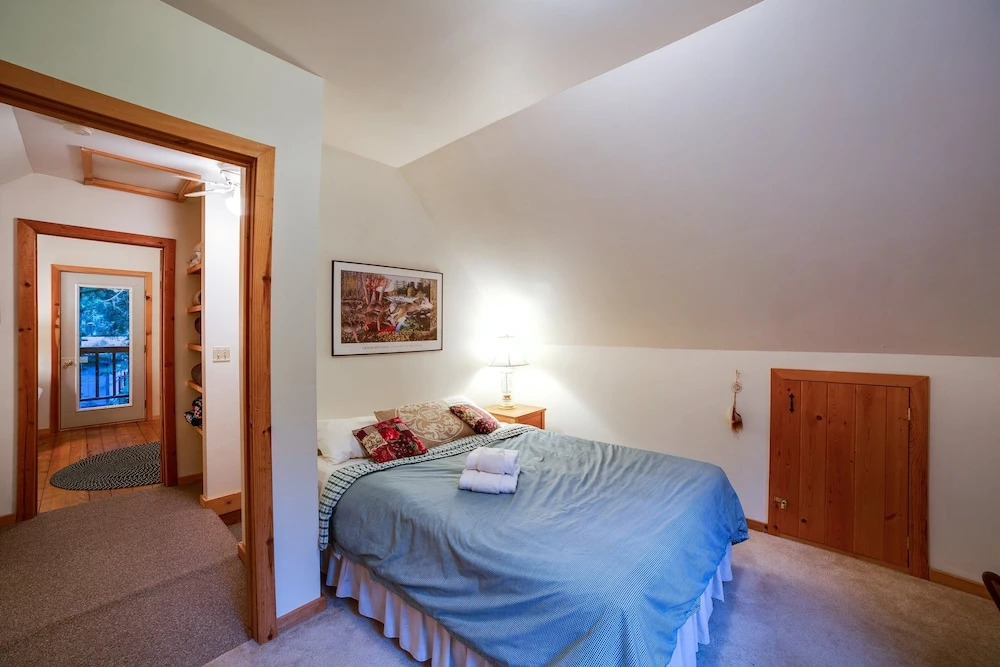 32MBR - BBQ - Pets Ok - Wood Stove - Sleeps 7