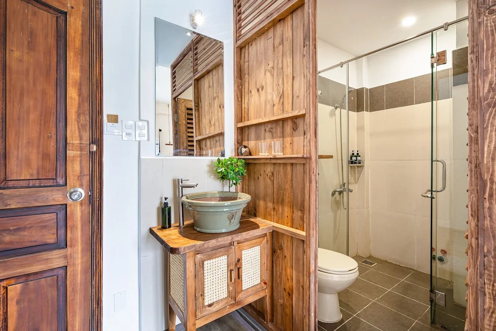 HoLo Bui Vien Saigon Serviced HomeStay