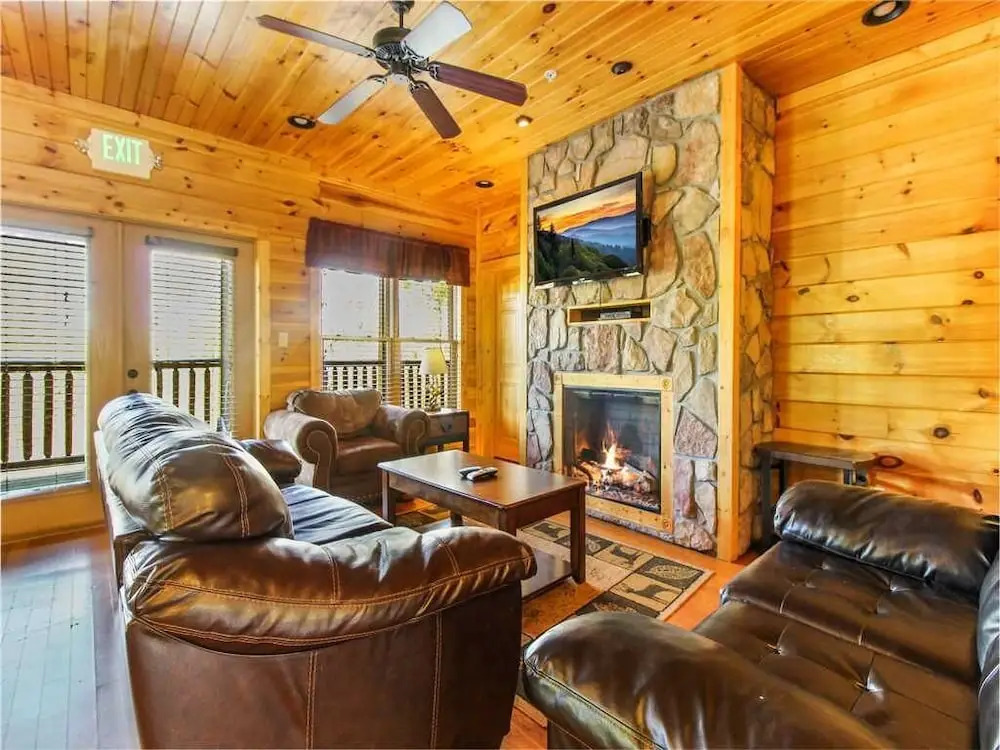 Big Sky Lodge II - Seven Bedroom Cabin