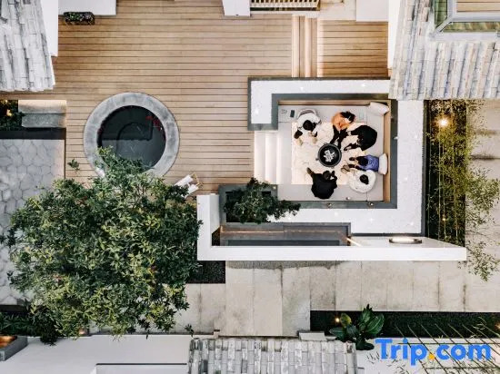 Yansheng Jingyue Designer Hot Spring B & B