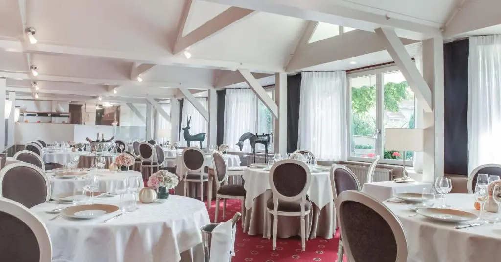 Hôtel & Restaurant Le Relais dAumale