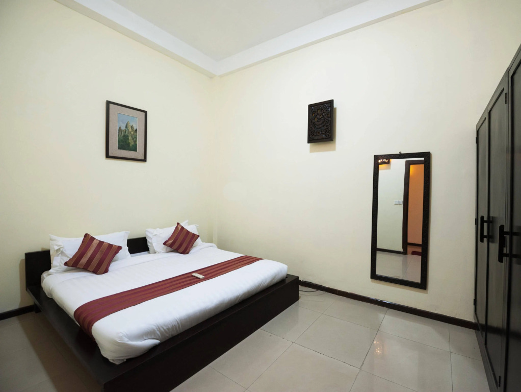 The Cadillac Riverside Suites