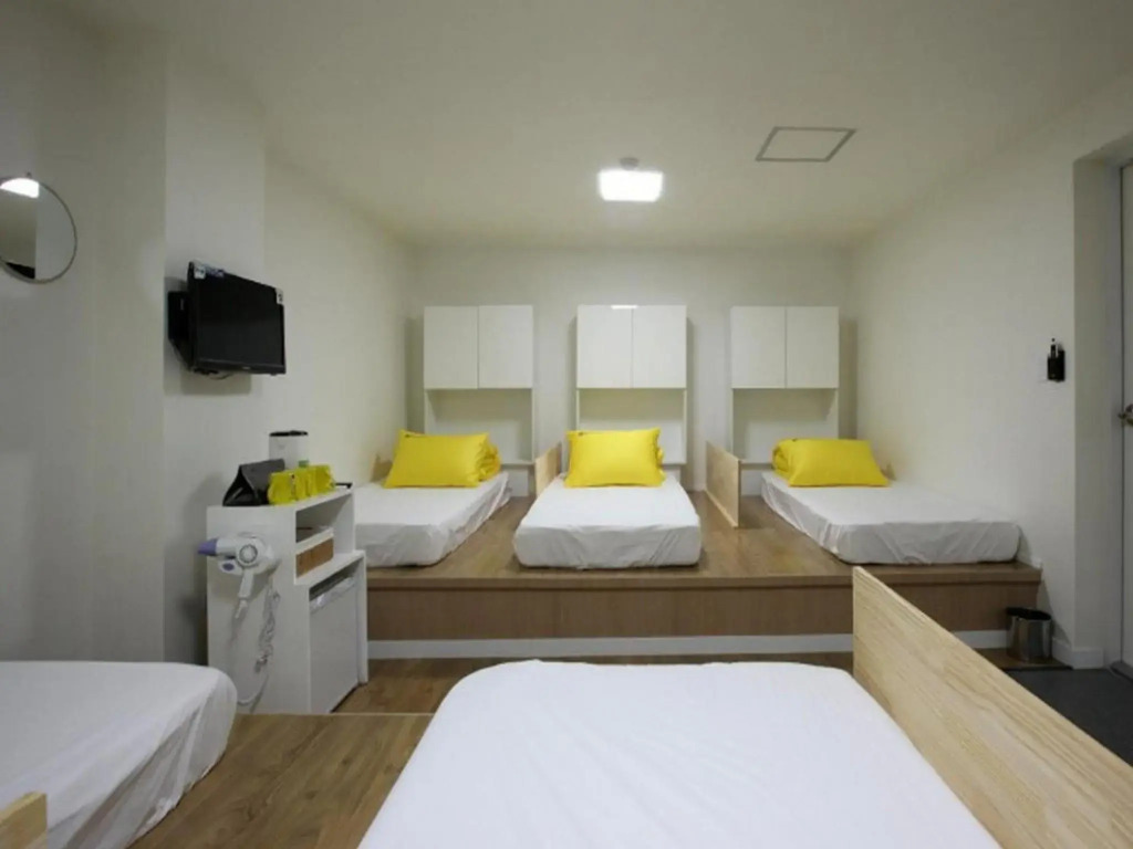 123 Hostel