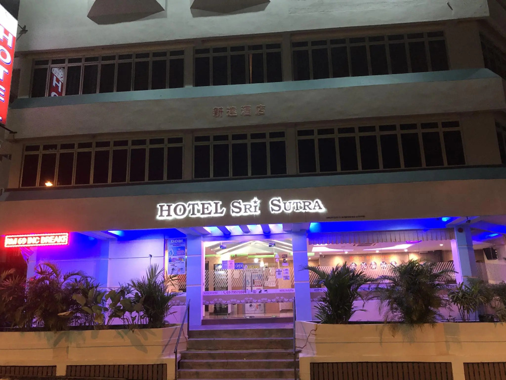 Hotel Sri Sutra PJ 222