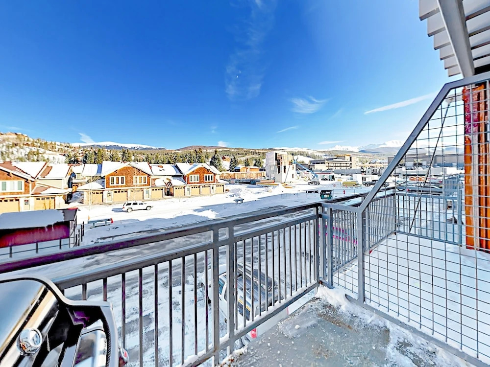 New Down #TN-3 - 2 Br Condo