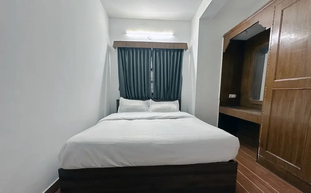 Travel & Stay