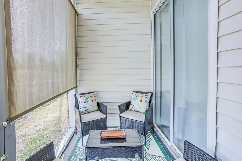 Golf Course View & Pool Access: River Oaks Condo