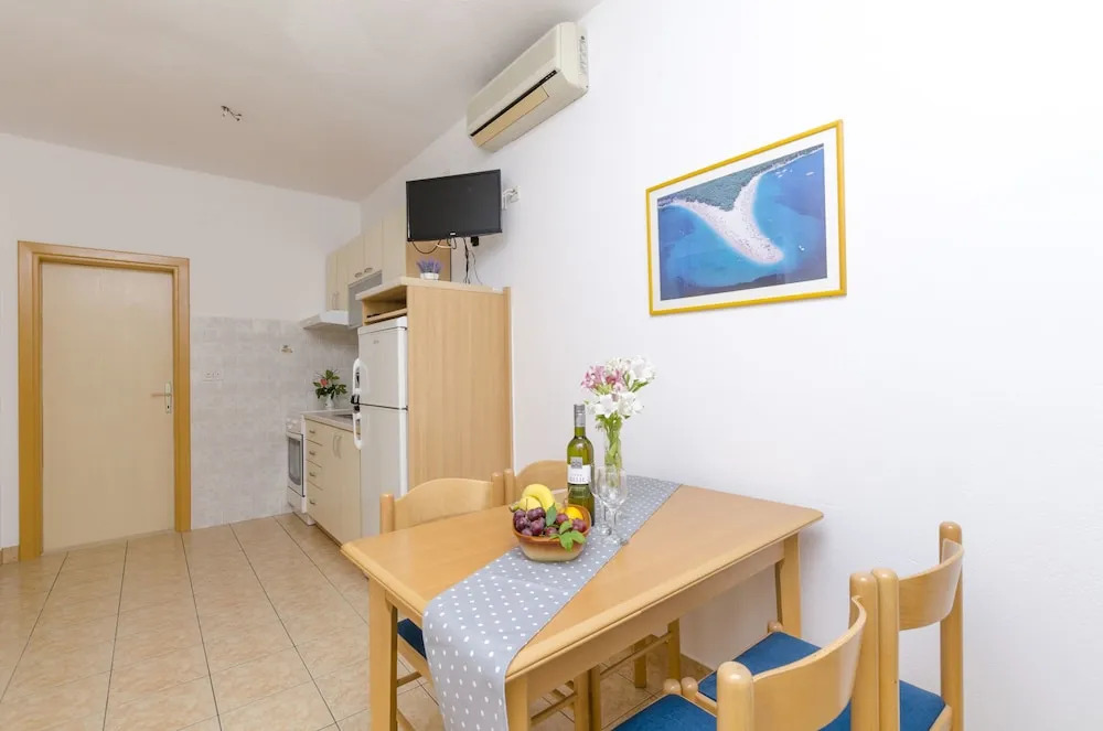 Apartments Josip