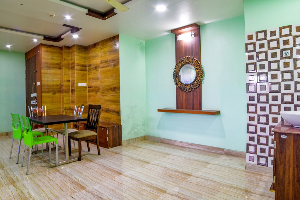 FabHotel IR Luxaria