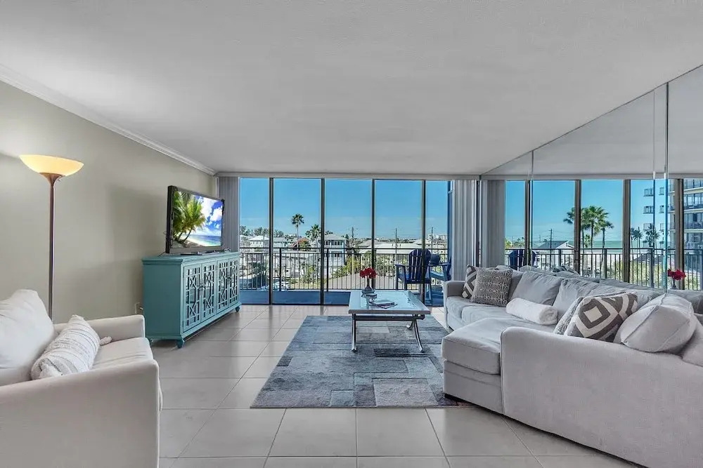 Mansions By The Sea 306a - Premier