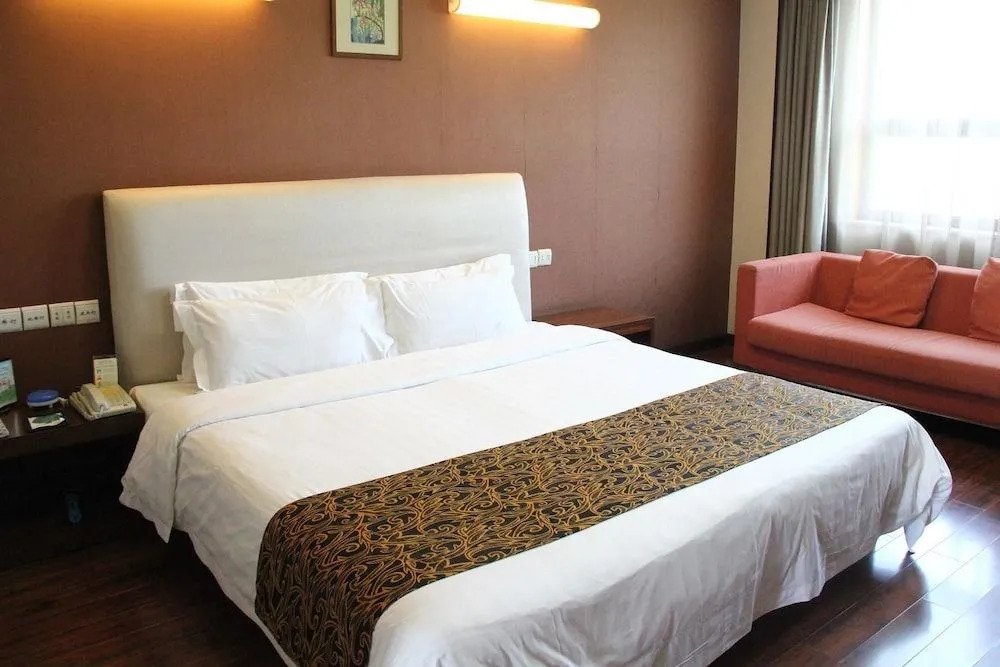Grand River Garden Hotel
