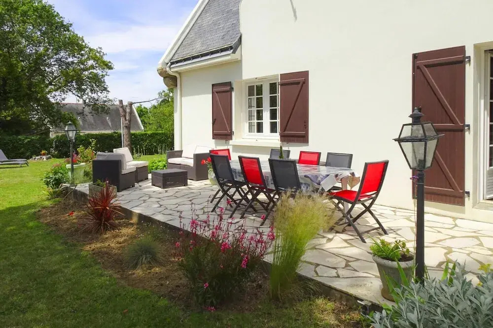 Beautiful Quiet Holiday Home, Close to the Beach