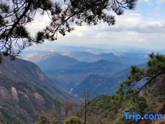 Shitai Qingfeng · Terrace View Homestay (Guniujiang Scenic Area)