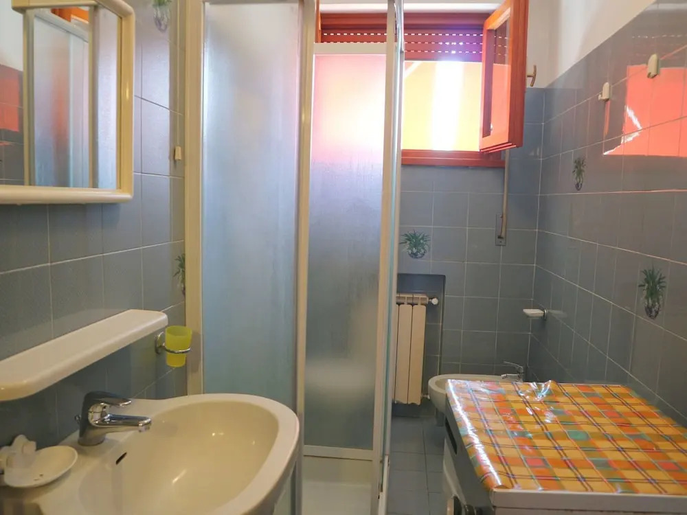 Cozy Appartment In Marina Di Massa Just 500M From The Sea And From The Beach