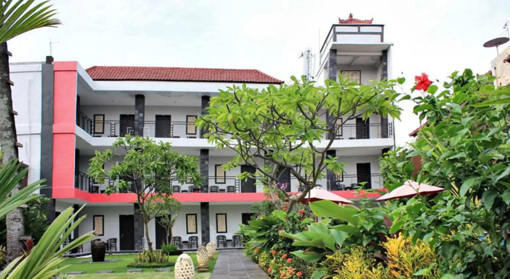 Budhi Hotel
