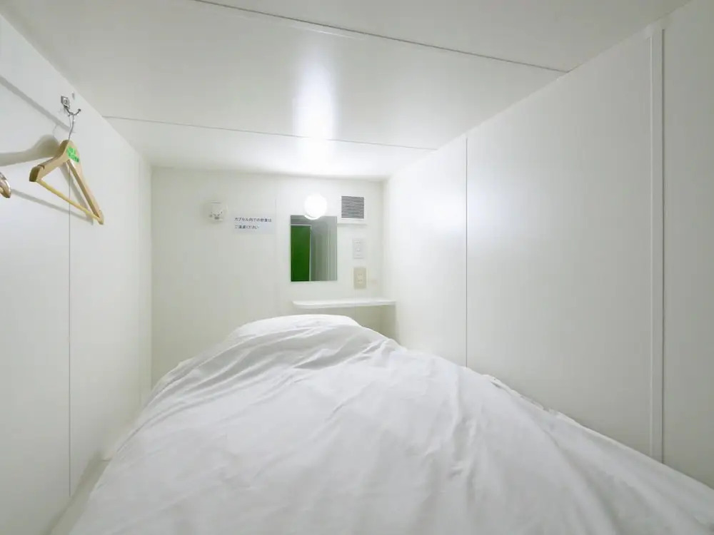 Tabist Capsule Inn Kasakake