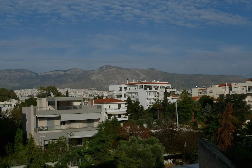 IKAROS Hotel ELLINIKO