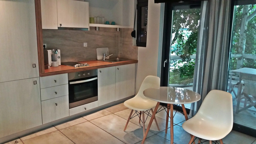 Derveni Luxury Apartments