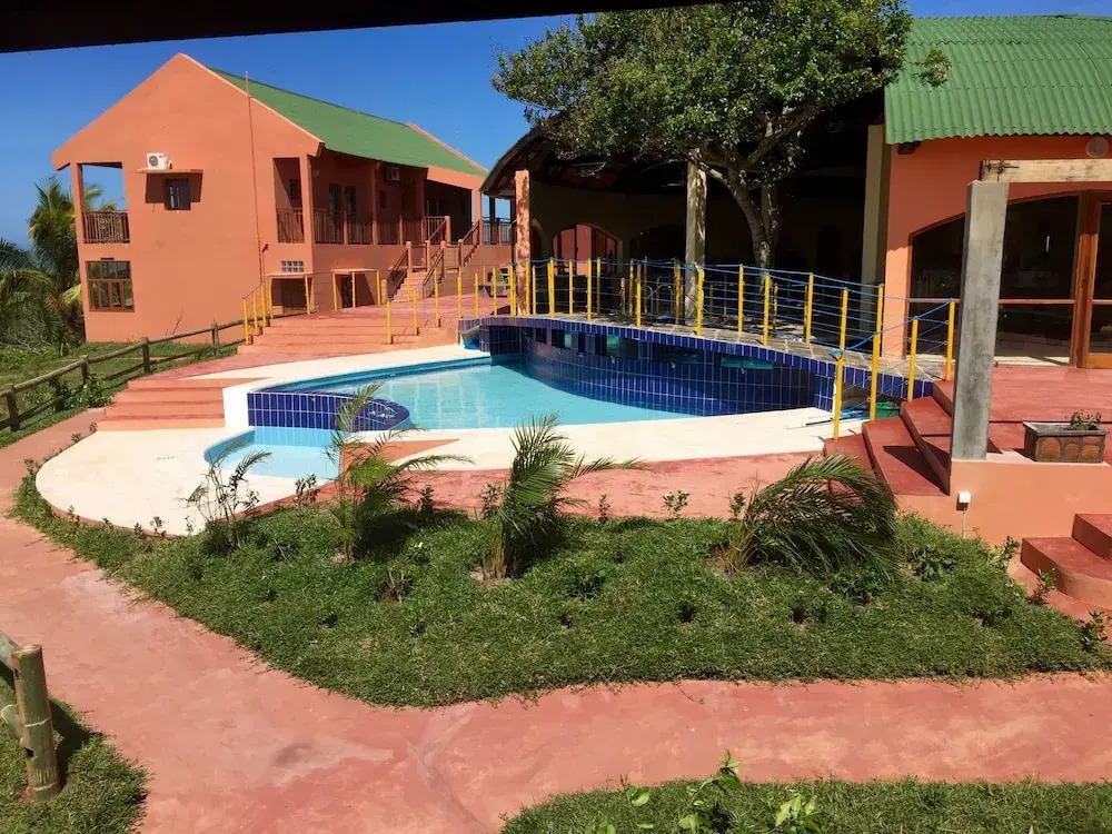Oasis Lodge