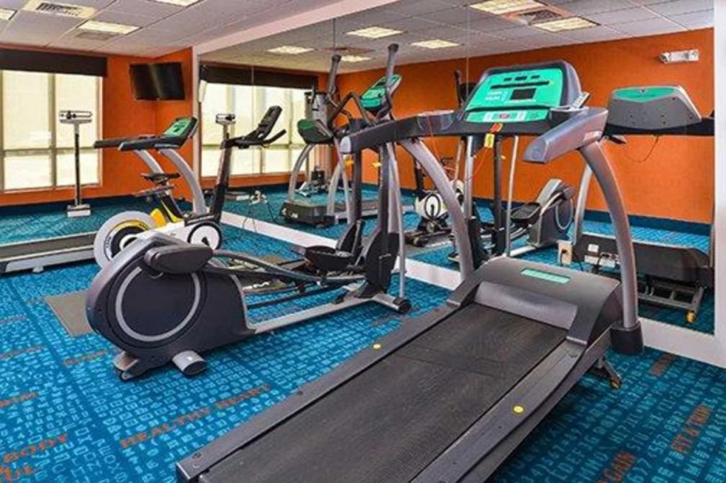 Holiday Inn Express & Suites Junction City by IHG