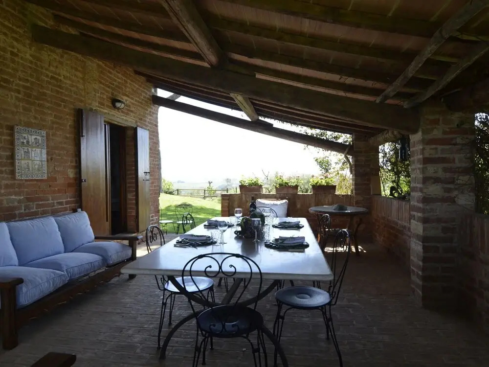 Pleasant Villa In Valiano With Terrace, Garden, Sun-Loungers