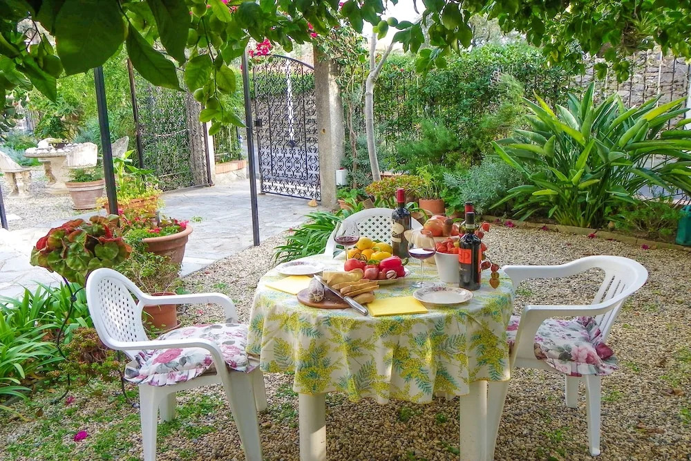 Villa Pairola