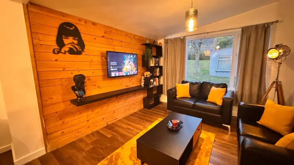 Spacious Sheffield Lodge