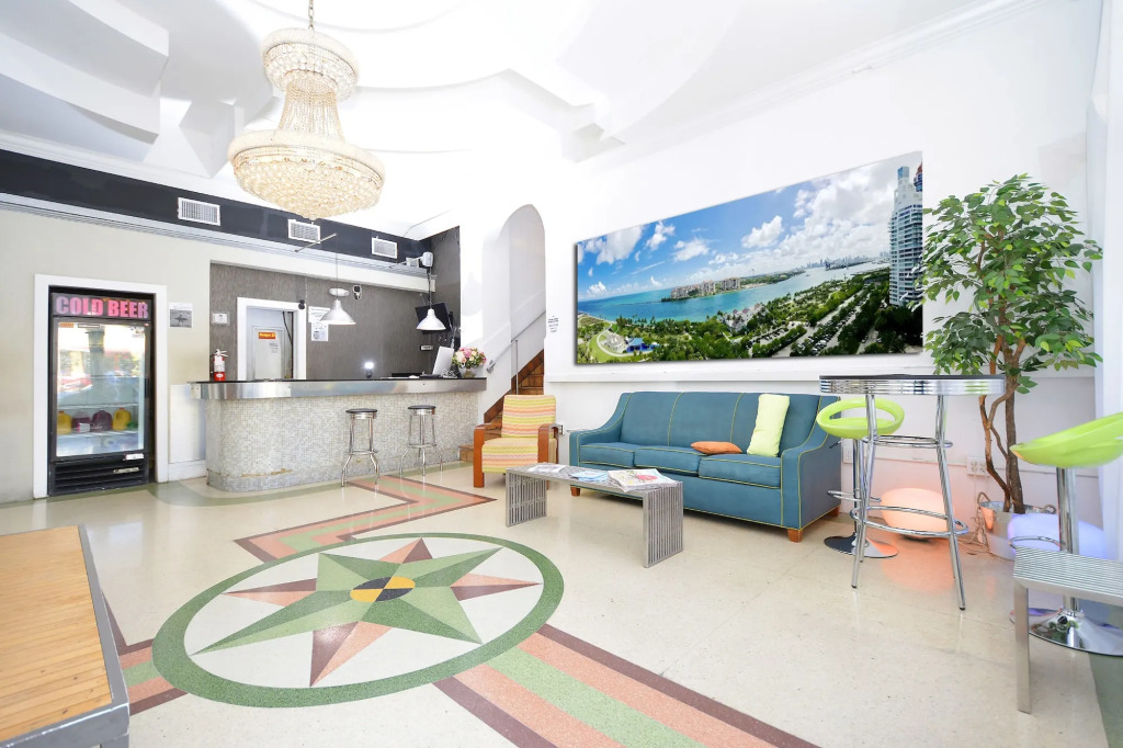 South Beach Rooms and Hostel