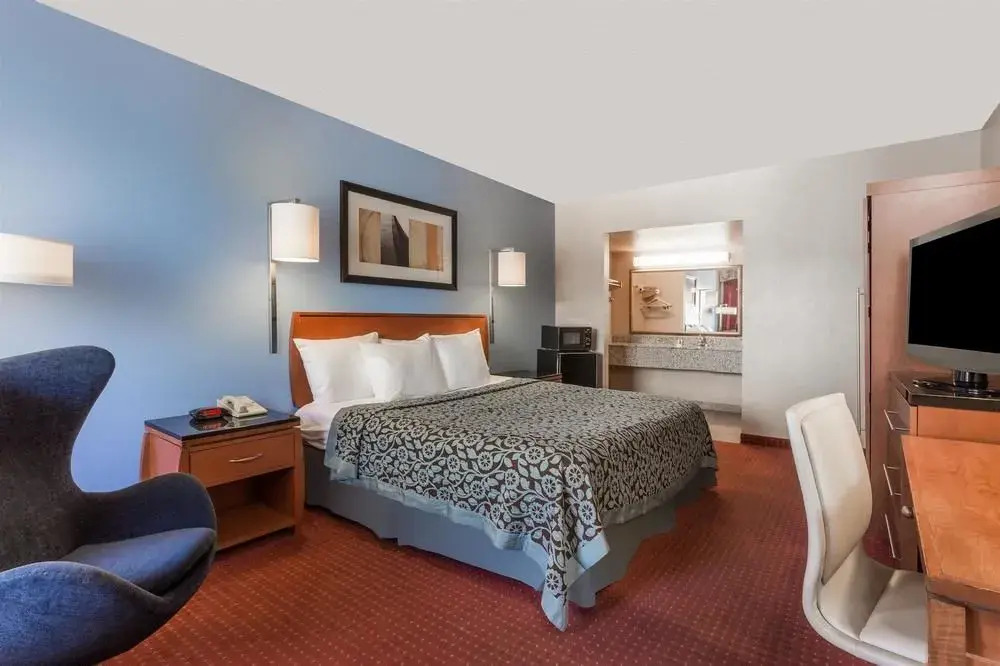 Days Inn & Suites Mesa