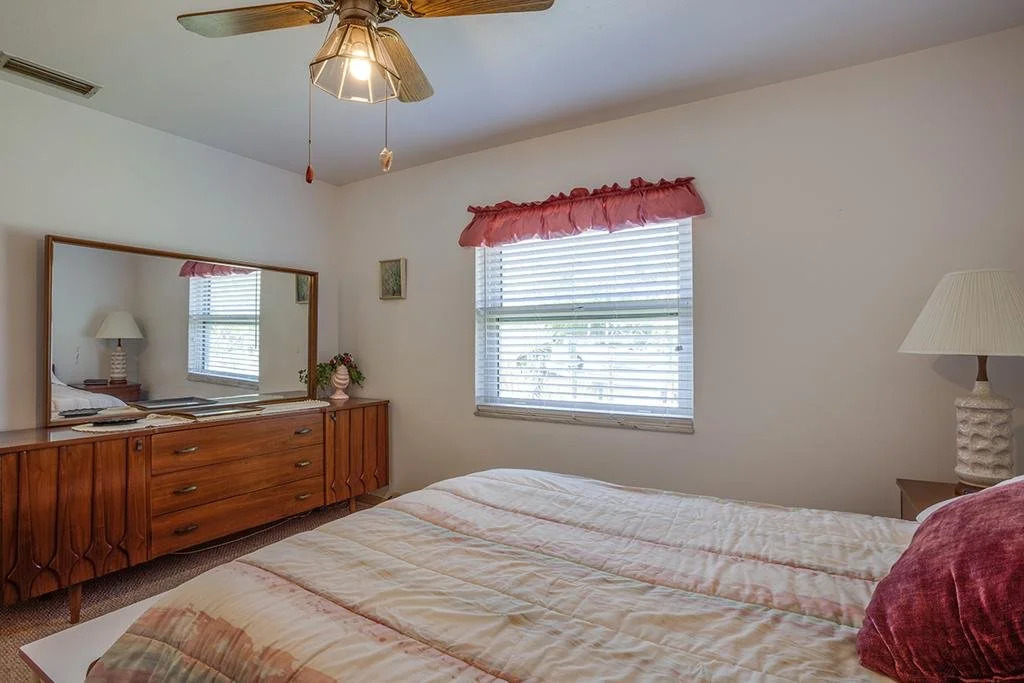 Hanyo Hideaway Located on Canal 2 Br Home by Redawning