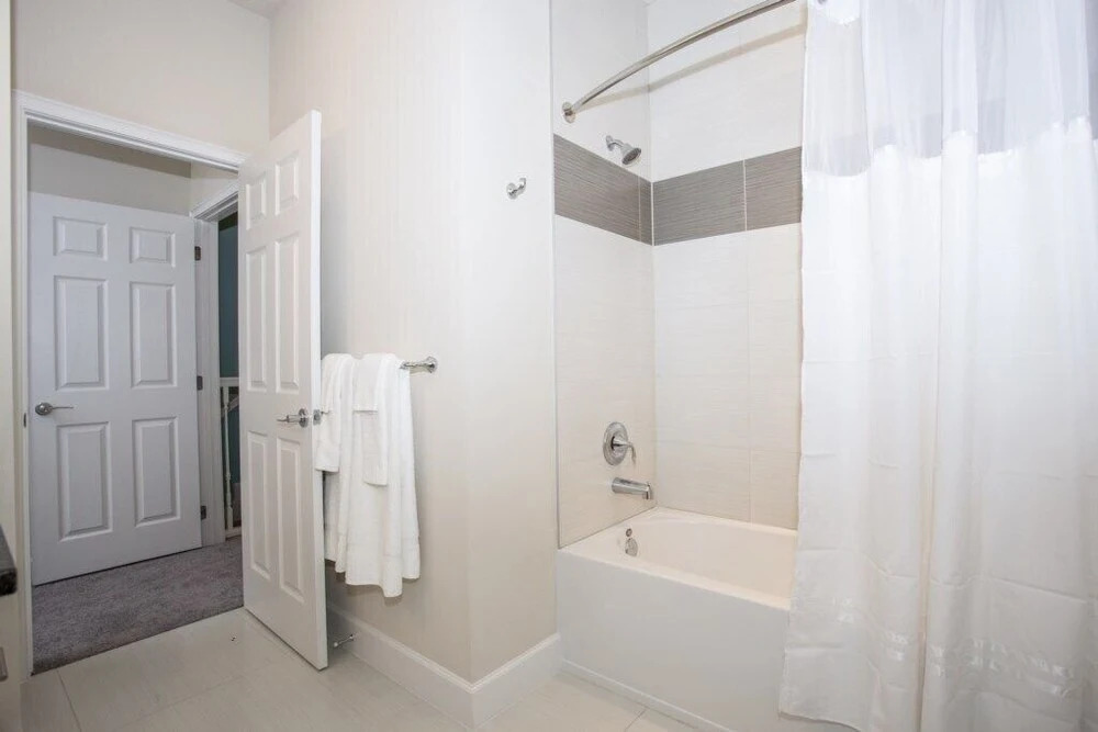 Vhc Set3 1438 3 Bedroom Townhouse