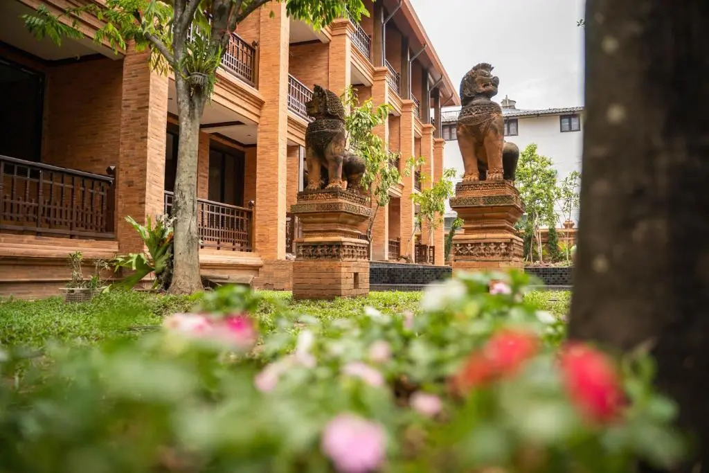 Phor Liang Meun Terracotta Arts