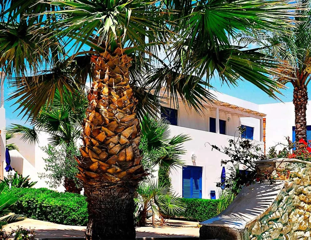 Essence Favignana - Cala la Luna Resort