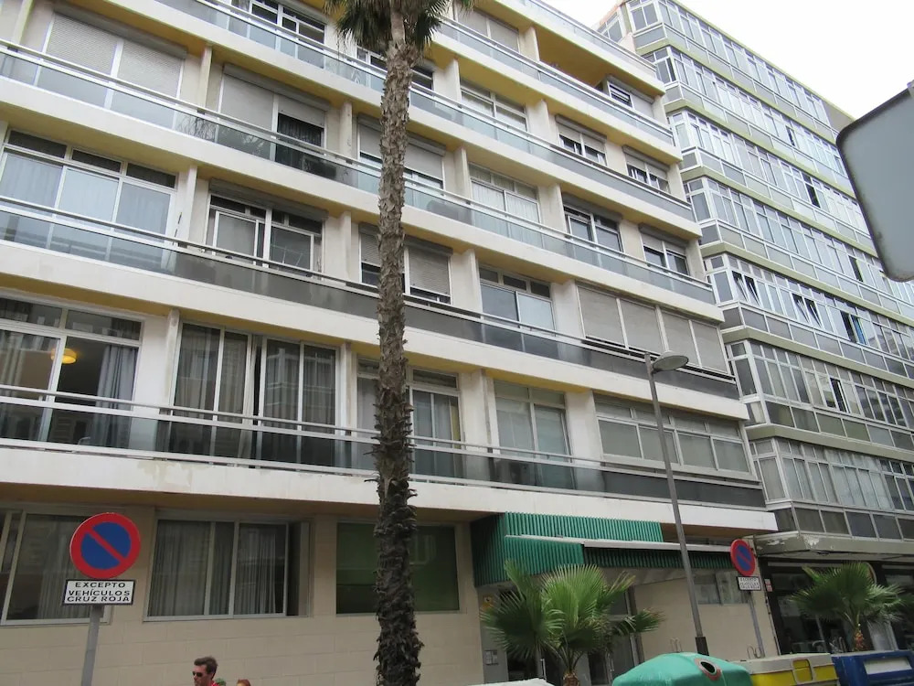 Estudio a 25 metros playa Canteras - WIFI