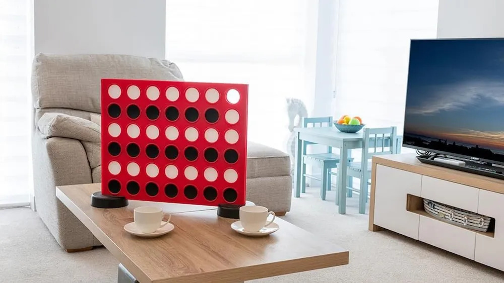 Modern Apartment in Deganwy With Parking