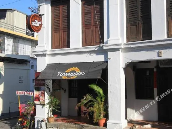 Roommates Penang Hostel