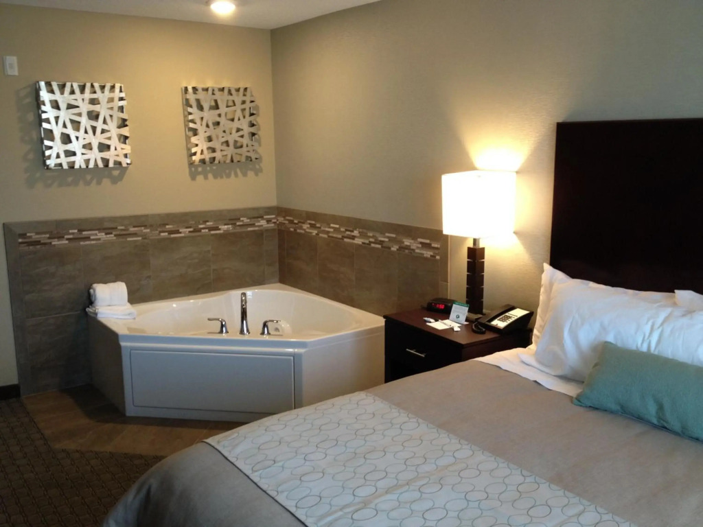 GrandStay Hotel & Suites - Glenwood