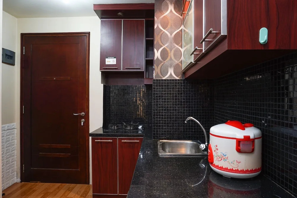 Compact Studio Apartment at Mediterania Marina Residences By Travelio