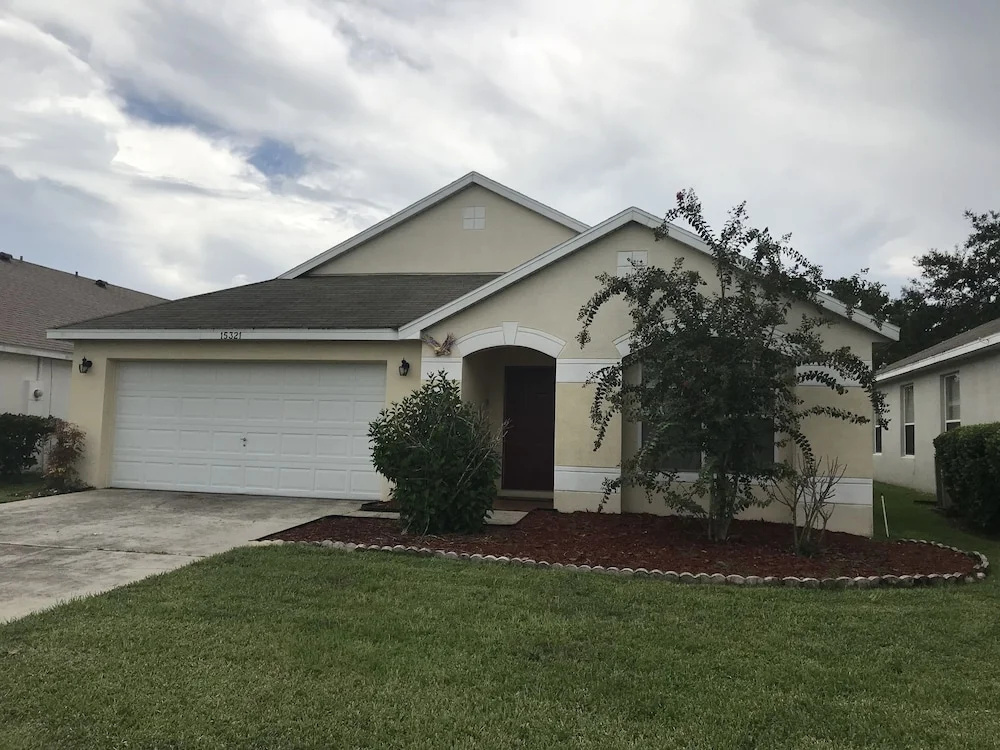 Clermont Area Vacation Homes by Shine FM