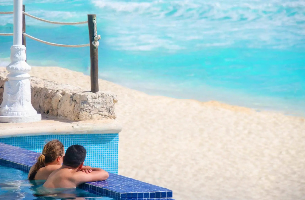 BSEA Cancun Plaza Hotel