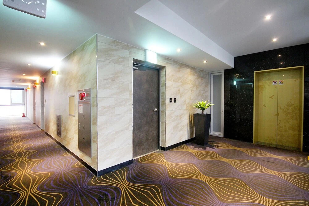 Wate Hotel
