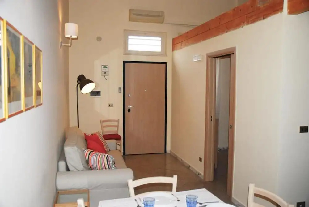 Brezzolina 2 Bedroom Apartment With Parking