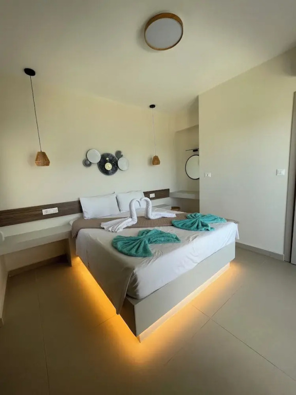 Tamaris Suites
