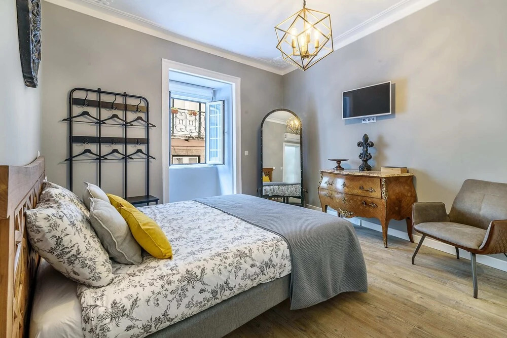 Design and comfort near Liberdade