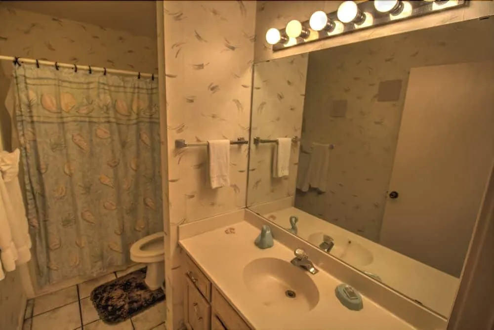 The Campeche Town House 2 Bedroom Townhouse by RedAwning